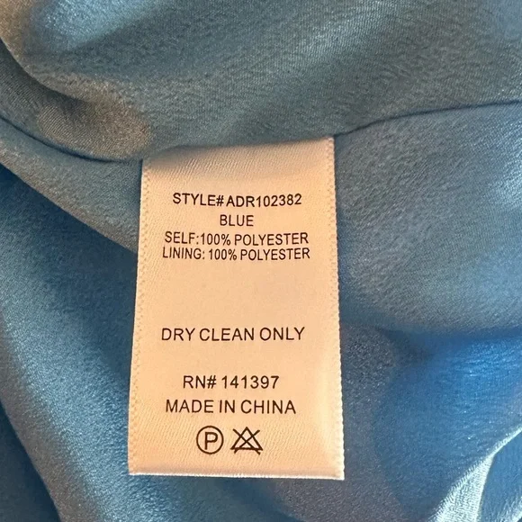 NWT ASTR the Label Crinkle Shoulder Midi Dress Blue Size M - Picture 10 of 12